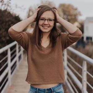 Meet your Posher, Jade